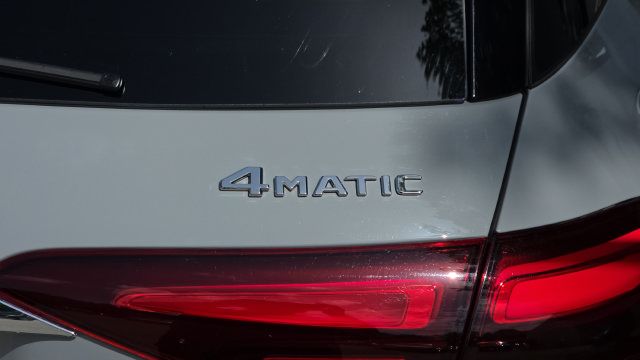 Used 2025 Mercedes-Benz GLE 450e 4MATIC image 70
