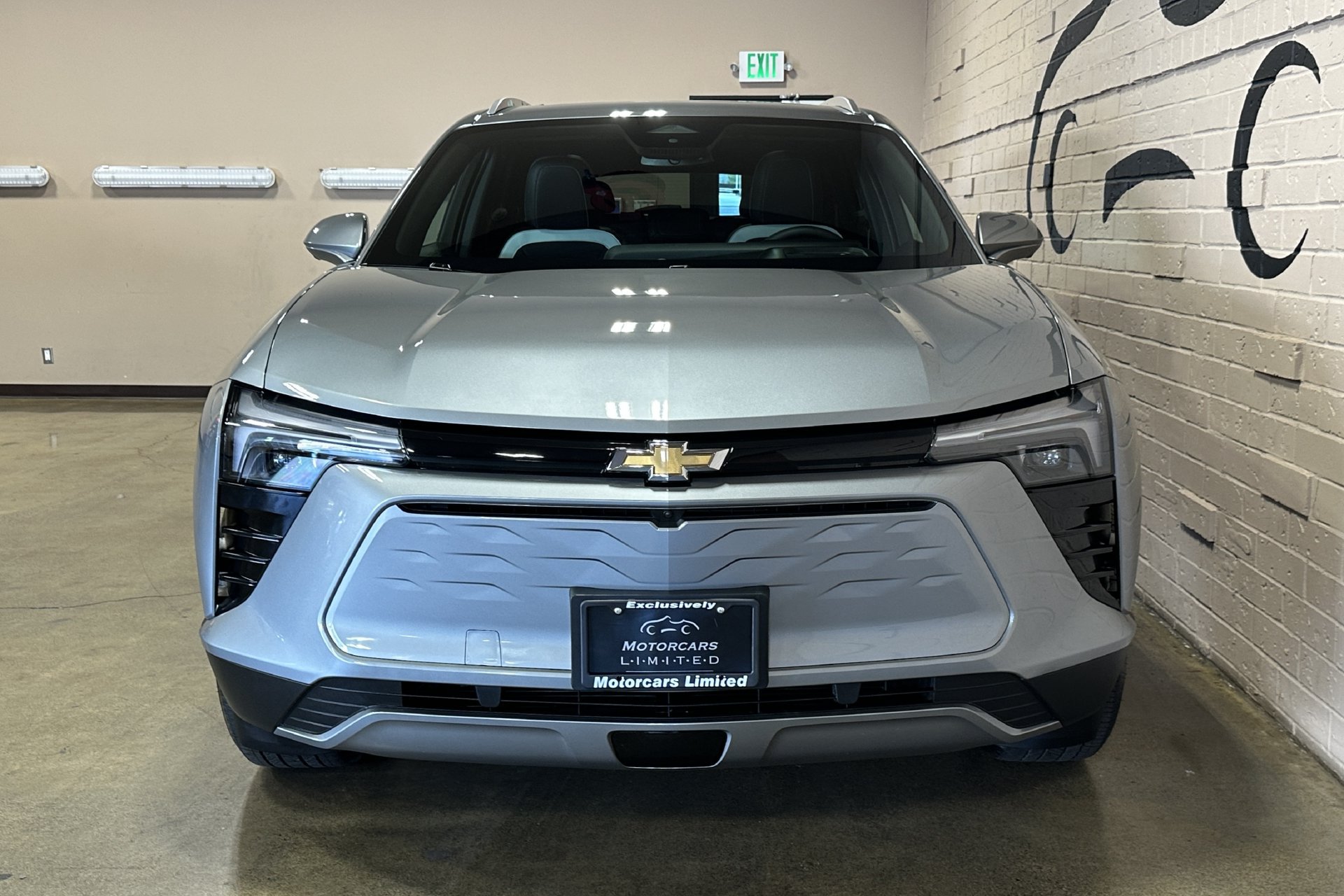 Used 2024 Chevrolet Blazer EV LT AWD/4WD image 12