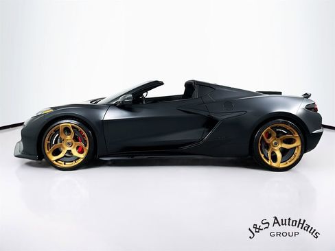 Used 2023 Chevrolet Corvette Z06 w/ Engine Appearance Package image 4