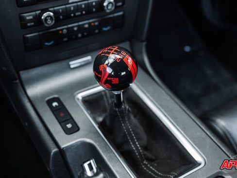 Used 2011 Ford Mustang Shelby GT500 w/ SVT Performance Pkg image 12