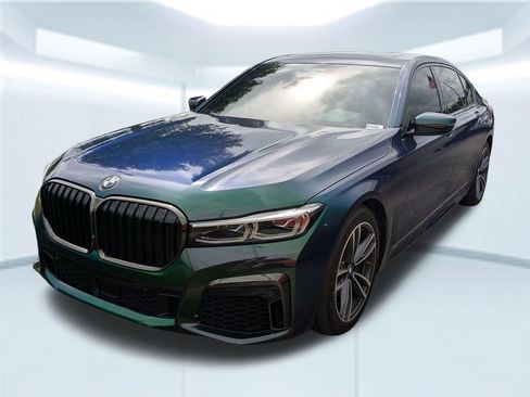 Used 2020 BMW 750i xDrive w/ Executive Package AWD/4WD image 1