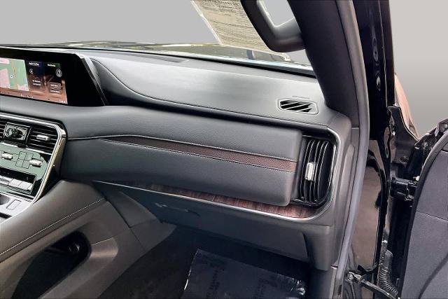 Certified 2025 Nissan Armada SL AWD/4WD image 18