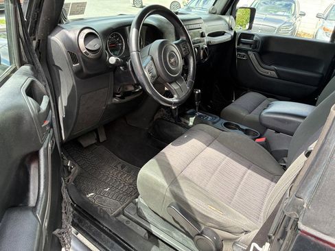 Used 2012 Jeep Wrangler Sport AWD/4WD image 8