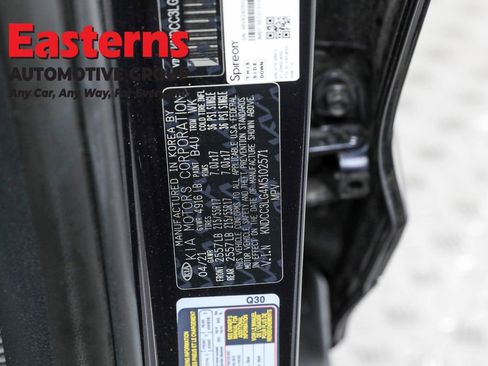 Used 2021 Kia Niro EX w/ Cold Weather Package image 31