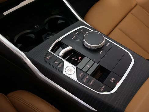 Used 2025 BMW 330i xDrive Sedan w/ M Sport Package image 56