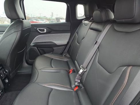 Certified 2024 Jeep Compass Latitude image 24