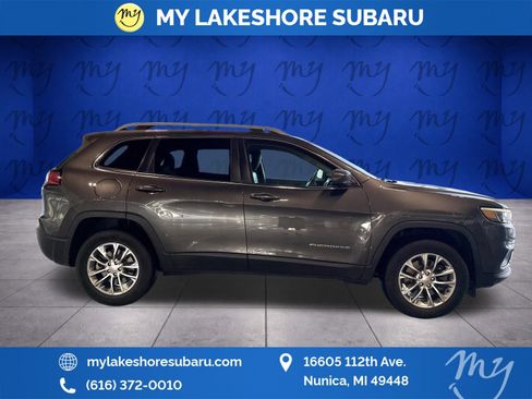 Used 2019 Jeep Cherokee Latitude Plus w/ Cold Weather Group image 9