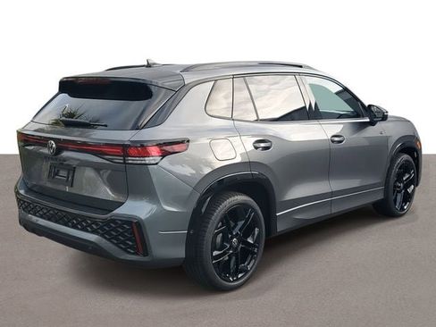 New 2026 Volkswagen Tiguan SE R-Line FWD image 4