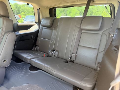 Used 2018 GMC Yukon Denali w/ Denali Ultimate Package RWD image 14