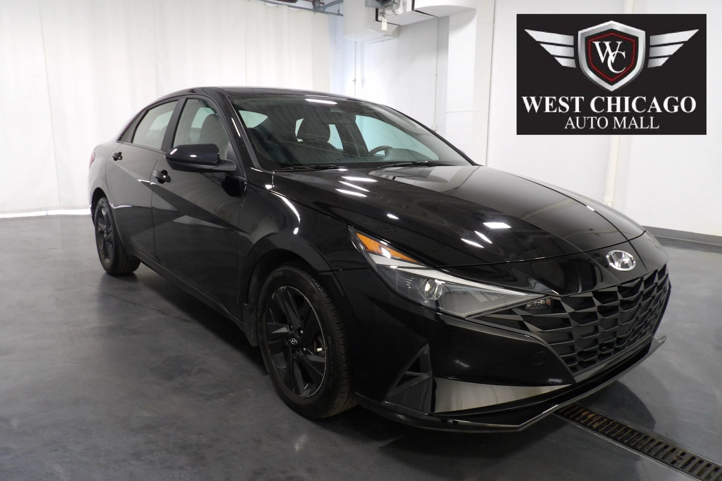 Used 2022 Hyundai Elantra SEL FWD image 1