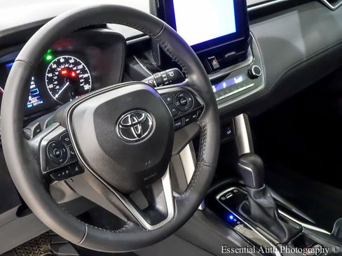 Used 2023 Toyota Corolla Cross AWD Hybrid image 15
