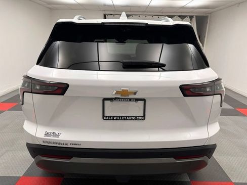 Used 2025 Chevrolet Equinox LT w/ Convenience Package II AWD/4WD image 5