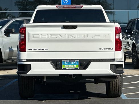 New 2026 Chevrolet Silverado 1500 Custom image 4
