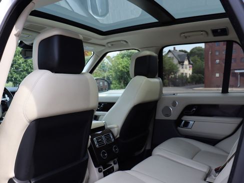 Used 2021 Land Rover Range Rover HSE AWD/4WD image 13