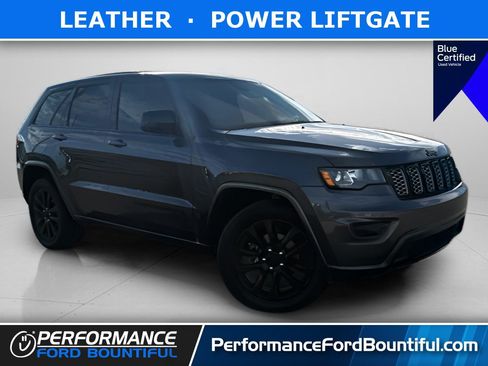 Used 2017 Jeep Grand Cherokee Altitude AWD/4WD image 1
