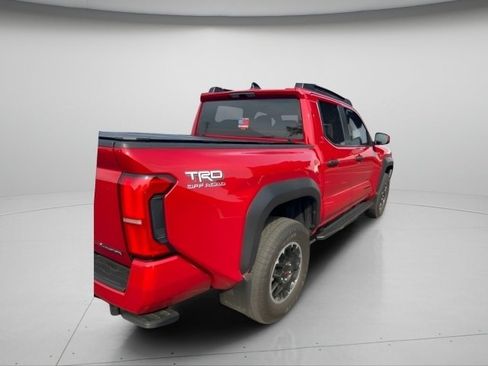 Used 2025 Toyota Tacoma TRD Off-Road AWD/4WD image 12