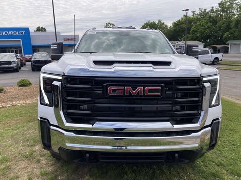 New 2026 GMC Sierra 3500 Pro w/ Convenience Package AWD/4WD image 9