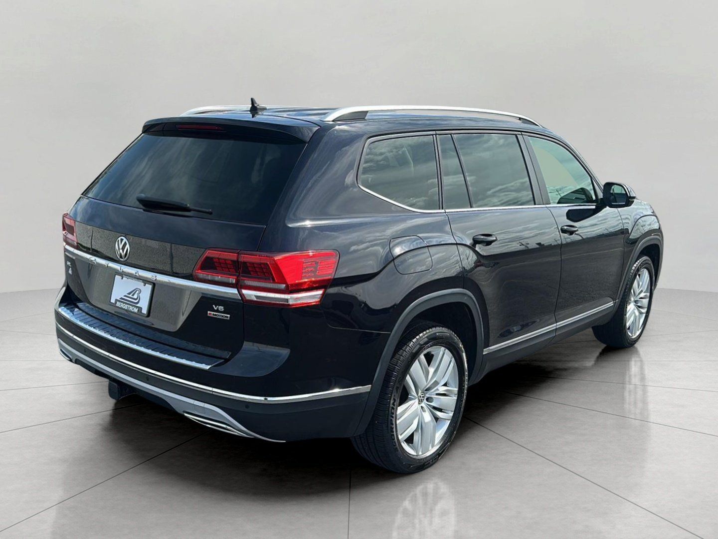 Used 2019 Volkswagen Atlas SEL AWD/4WD image 7