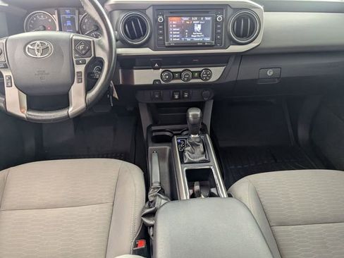 Used 2019 Toyota Tacoma SR5 RWD image 21