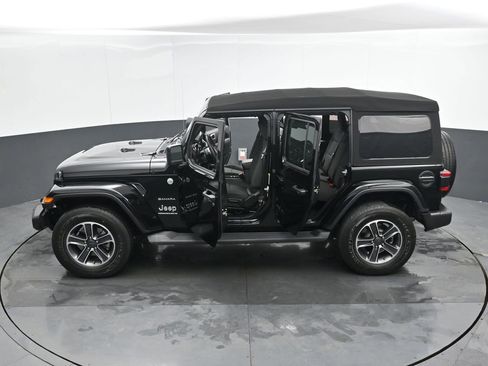 Used 2023 Jeep Wrangler Sahara w/ LED Lighting Group image 56