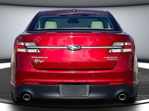 Used 2017 Ford Taurus Limited image 5