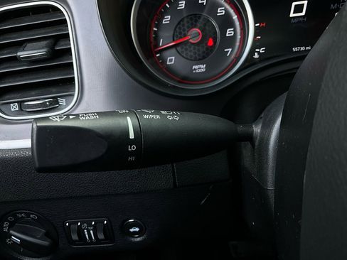 Used 2022 Dodge Charger SXT image 33
