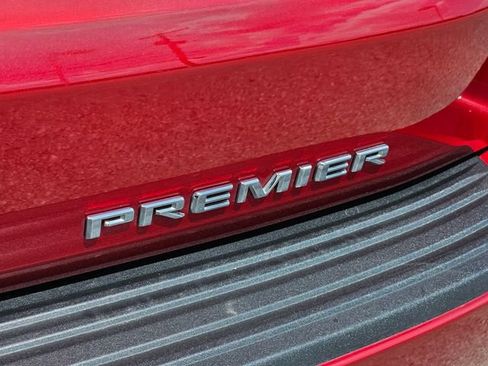 Used 2025 Chevrolet Tahoe Premier RWD image 9