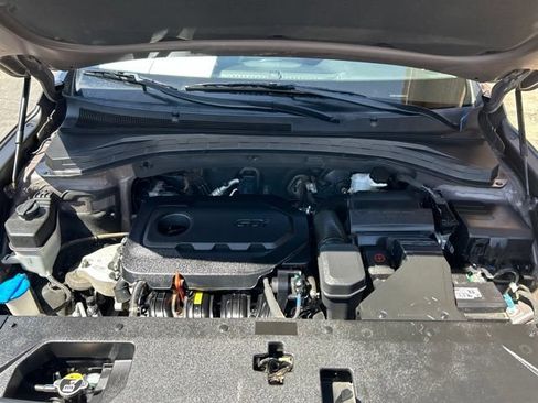 Used 2019 Hyundai Santa Fe SE AWD/4WD image 14