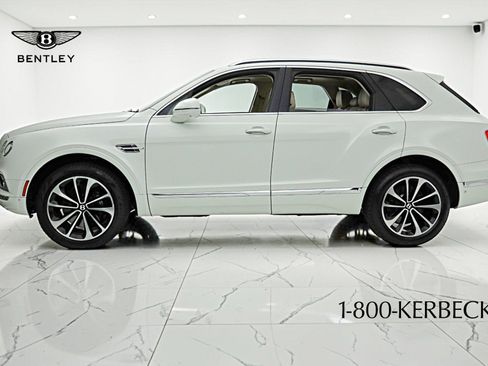 Certified 2017 Bentley Bentayga AWD/4WD image 3