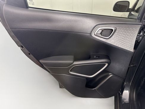 Used 2023 Kia Soul LX w/ Option Group 015 FWD image 25