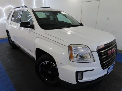Used 2017 GMC Terrain SLE w/ Nightfall Package image 5