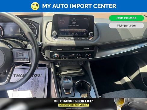 Used 2023 Nissan Rogue SV AWD/4WD image 18