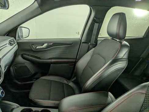 Used 2025 Ford Escape ST-Line AWD/4WD image 27