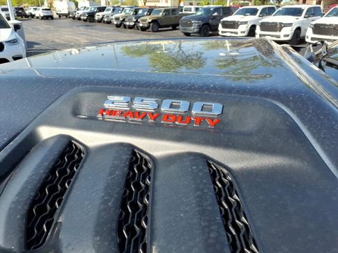 New 2026 RAM 2500 Laramie AWD/4WD image 6