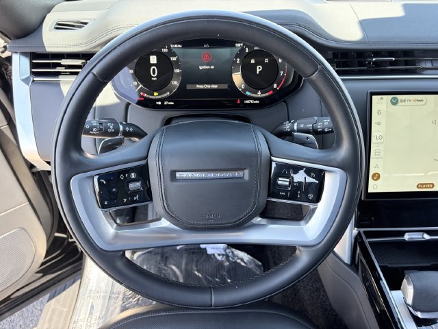 Used 2025 Land Rover Range Rover Long Wheelbase SE AWD/4WD image 10