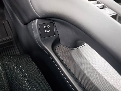 New 2026 Honda HR-V LX image 24