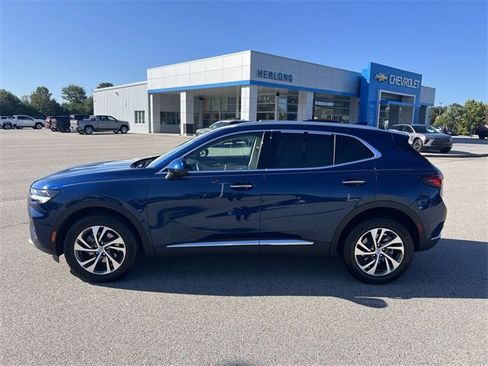 Used 2023 Buick Envision Essence image 5