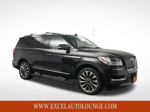 Used 2020 Lincoln Navigator Reserve w/ Cargo Convenience Package image 8