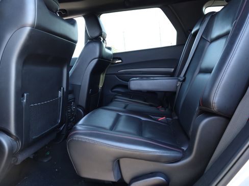 Used 2024 Dodge Durango GT image 9