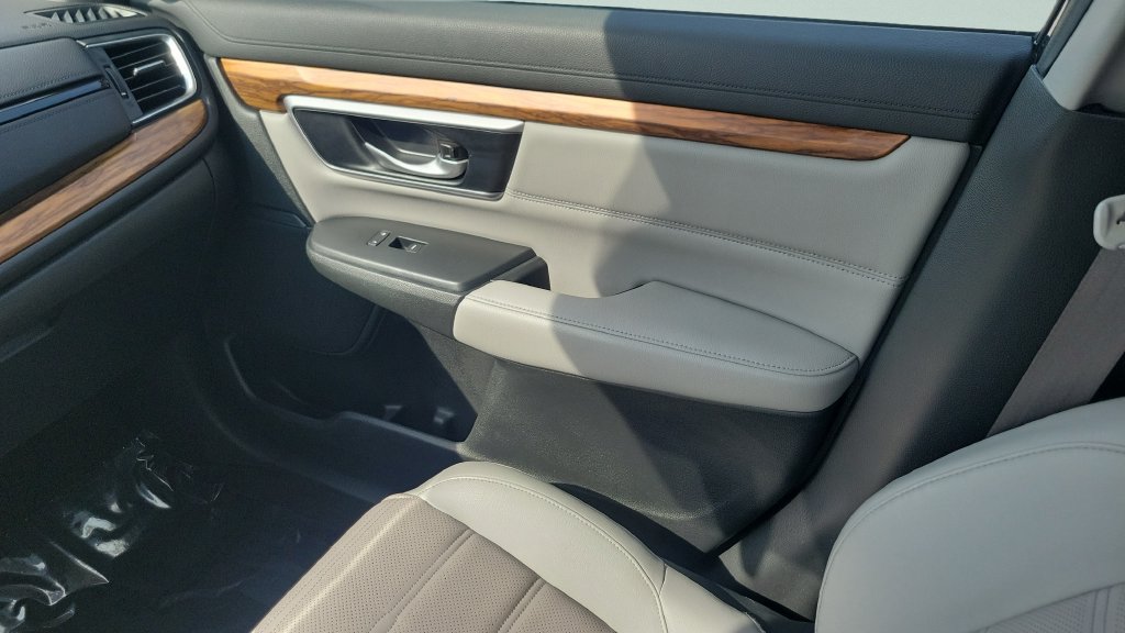 Used 2017 Honda CR-V EX-L image 16