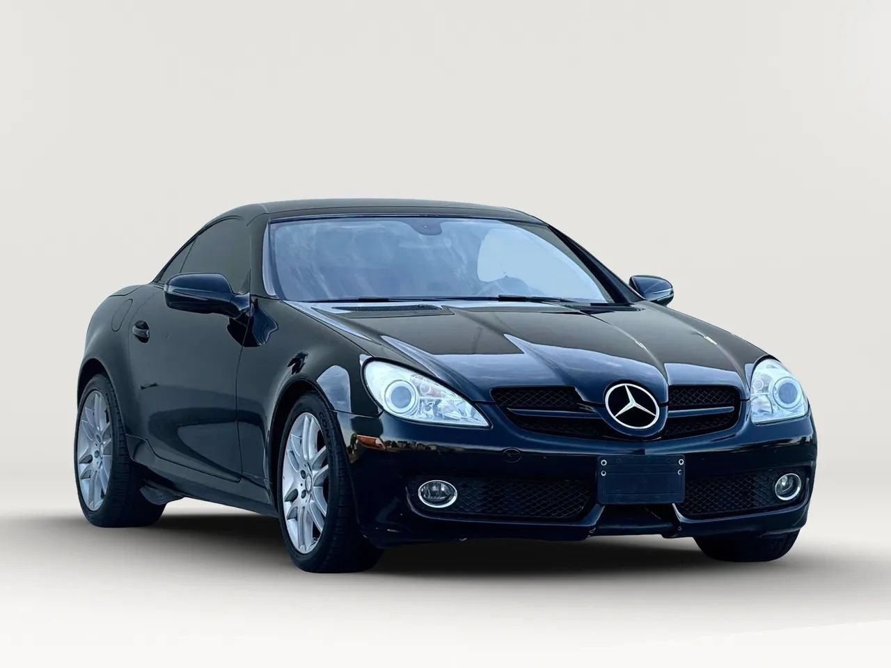 Used 2009 Mercedes-Benz SLK 300 image 2