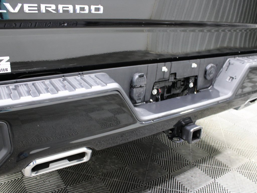 Used 2025 Chevrolet Silverado 1500 RST AWD/4WD image 34