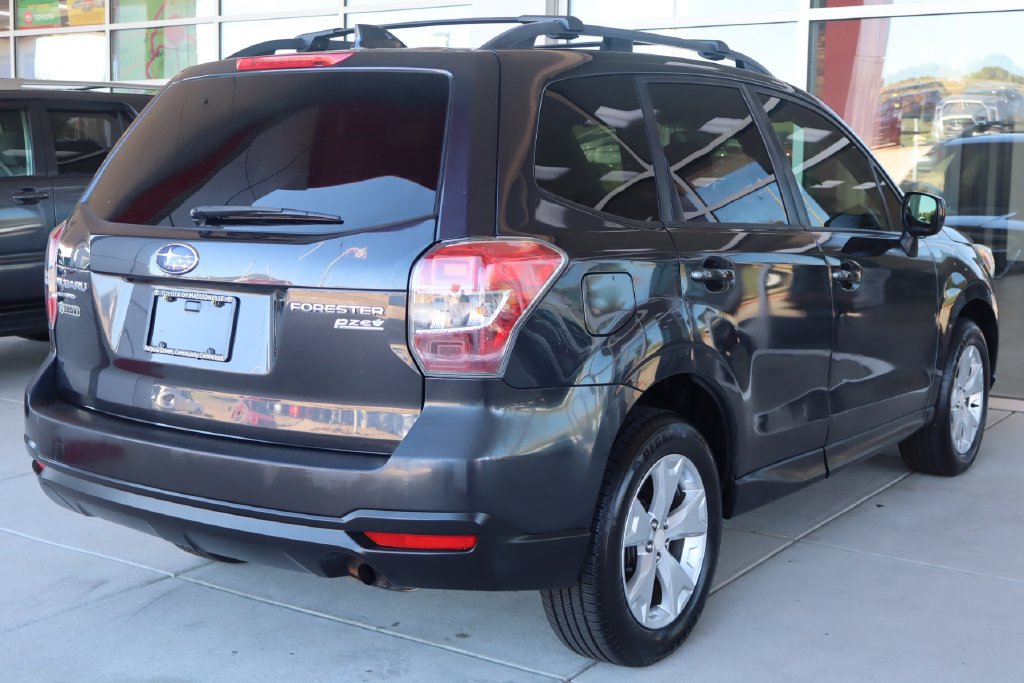 Used 2016 Subaru Forester 2.5i Premium AWD/4WD image 10