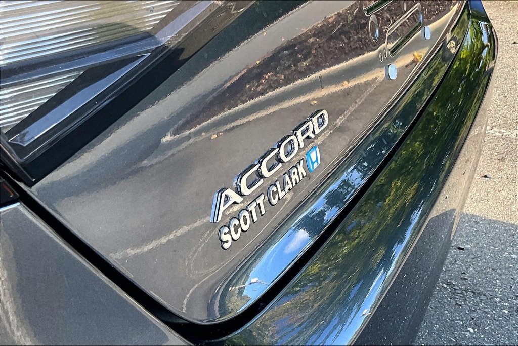 Used 2025 Honda Accord SE image 25