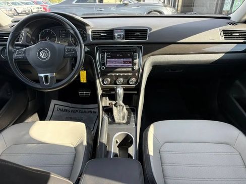 Used 2015 Volkswagen Passat 1.8T Sport FWD image 11