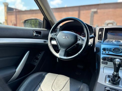 Used 2009 INFINITI G37 x Coupe w/ Premium Pkg AWD/4WD image 16