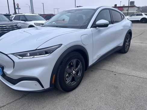 Used 2021 Ford Mustang Mach-E Select image 5