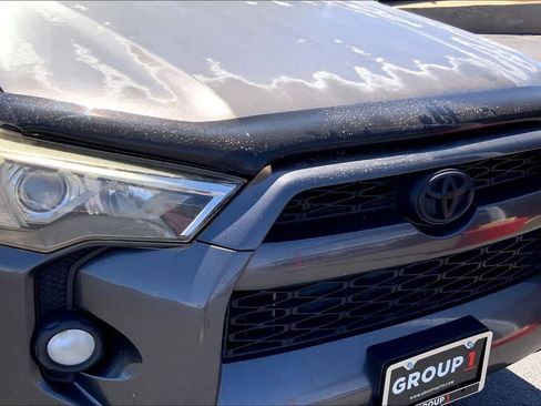 Used 2015 Toyota 4Runner SR5 AWD/4WD image 29