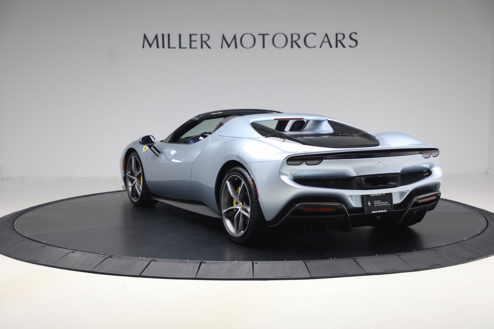 Certified 2026 Ferrari 296 GTS RWD image 5