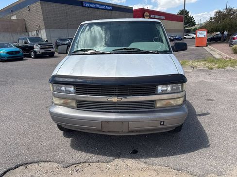 Used 1995 Chevrolet Astro AWD Passenger image 8